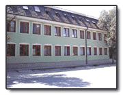 sz3.gif (18442 bytes)